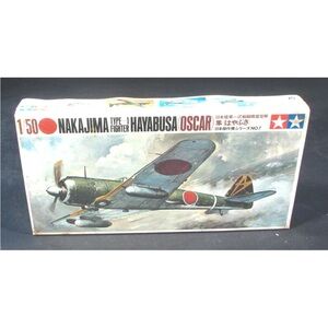 Nakajima Hayabusa Model Kit - Green and Black